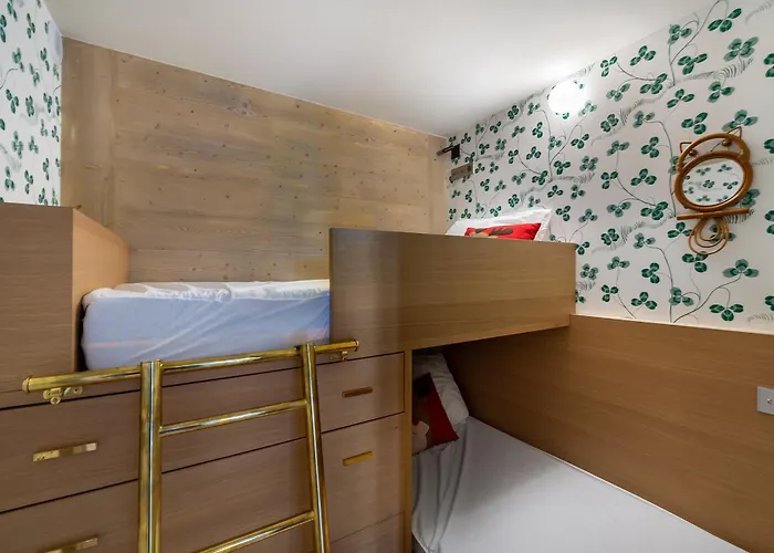 Spacieux Avec Jacuzzi, - Fr-1-562-79 Appartement Courchevel